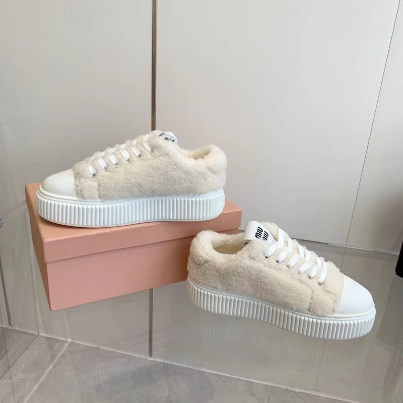 Miu Miu Casual Shoes